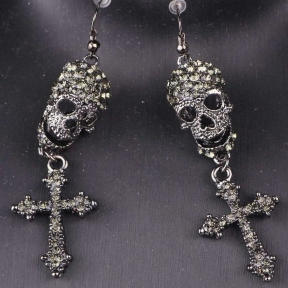 Crystal Skull Earrings - Picture 1 of 5